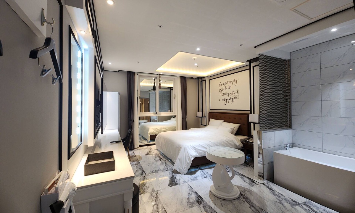 Muan Hotel | VIVID