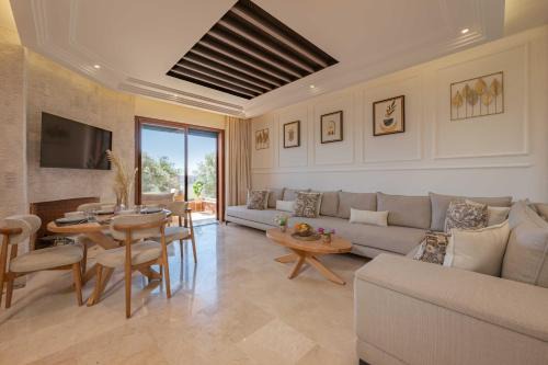 Ouahat Sidi Brahim Apartment | VIZIR Luxury Apartment Stay & Swim