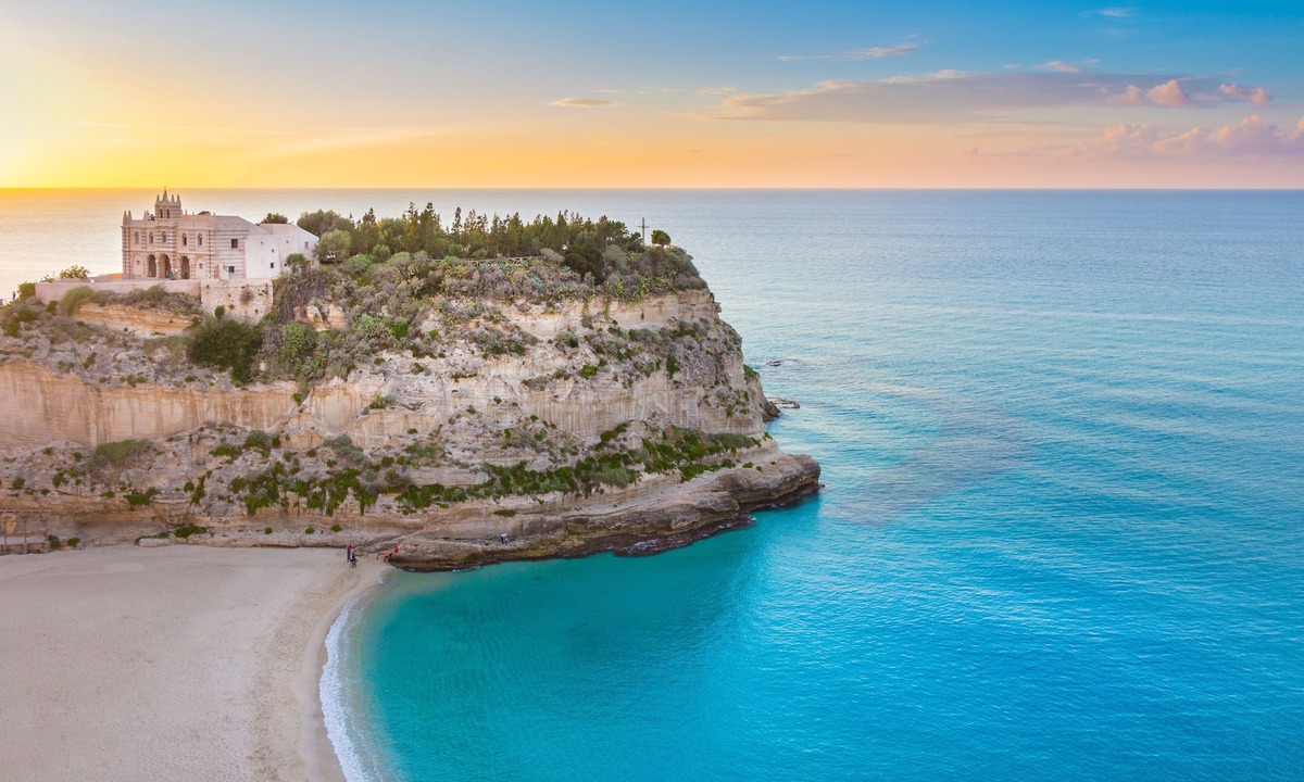 Zambrone Hotel | VOI Le Muse Essentia