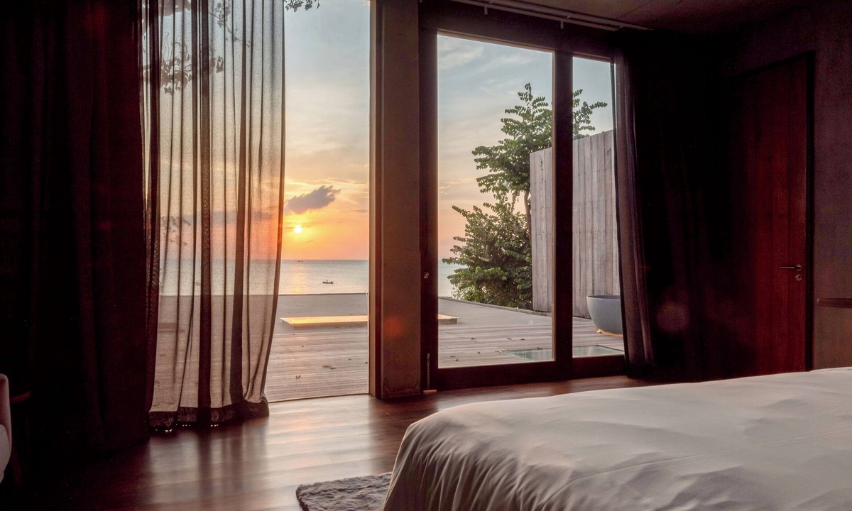 Ang Thong Hotel | Vows Villa Beachfront