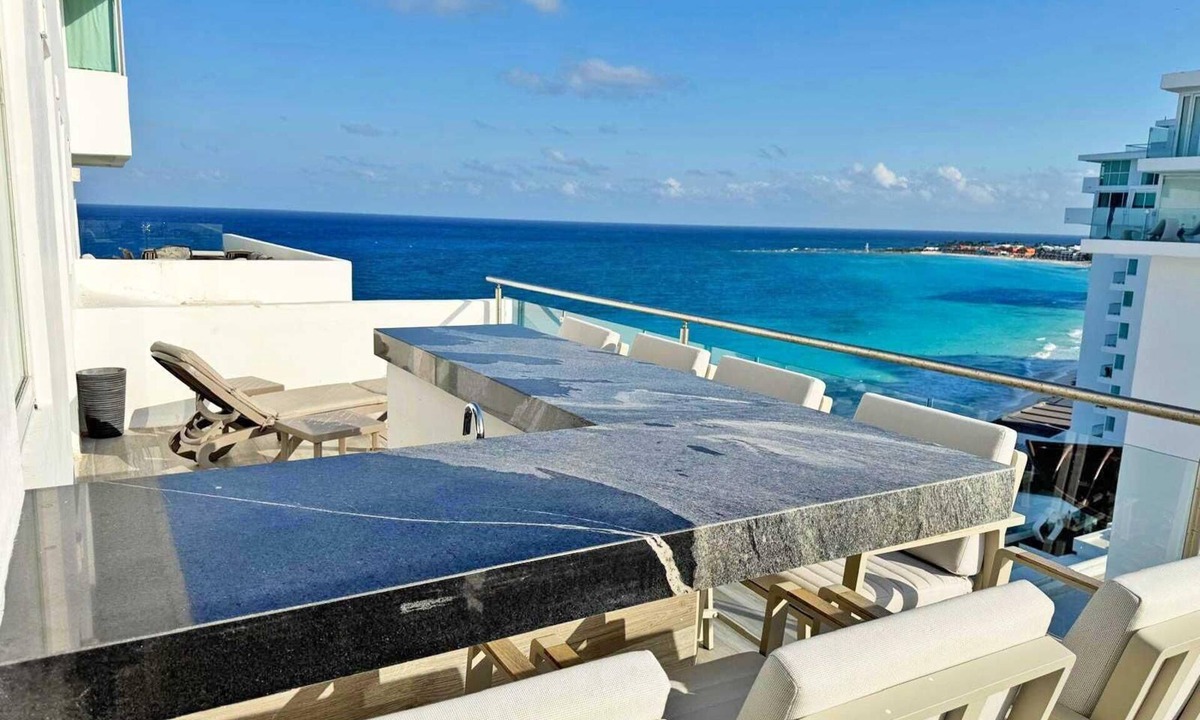 Zona Hotelera Condo | VRBO Premier Host #3704 – Beachfront – All Bedrooms En Suites - timsoceancondos