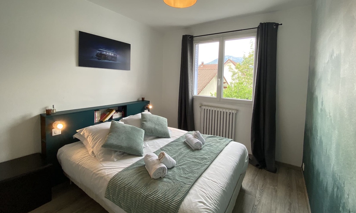 Cran-Gevrier Apartment | Vrbo Property