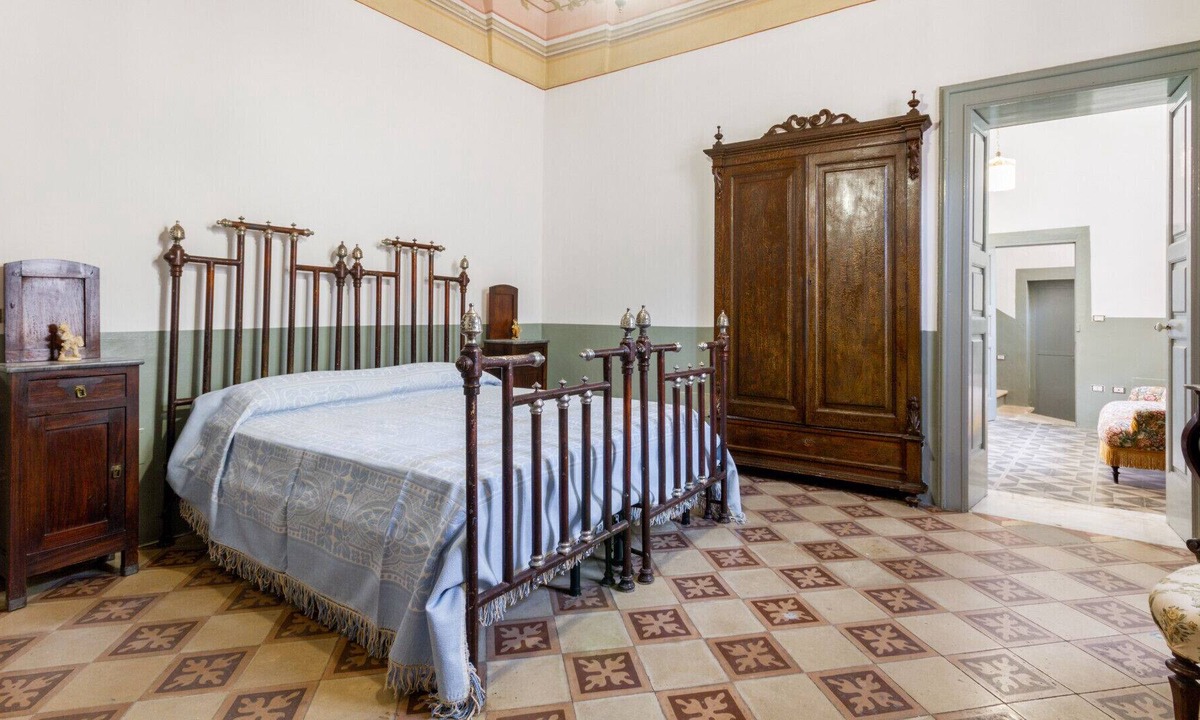 Squinzano Apartment | Vrbo Property