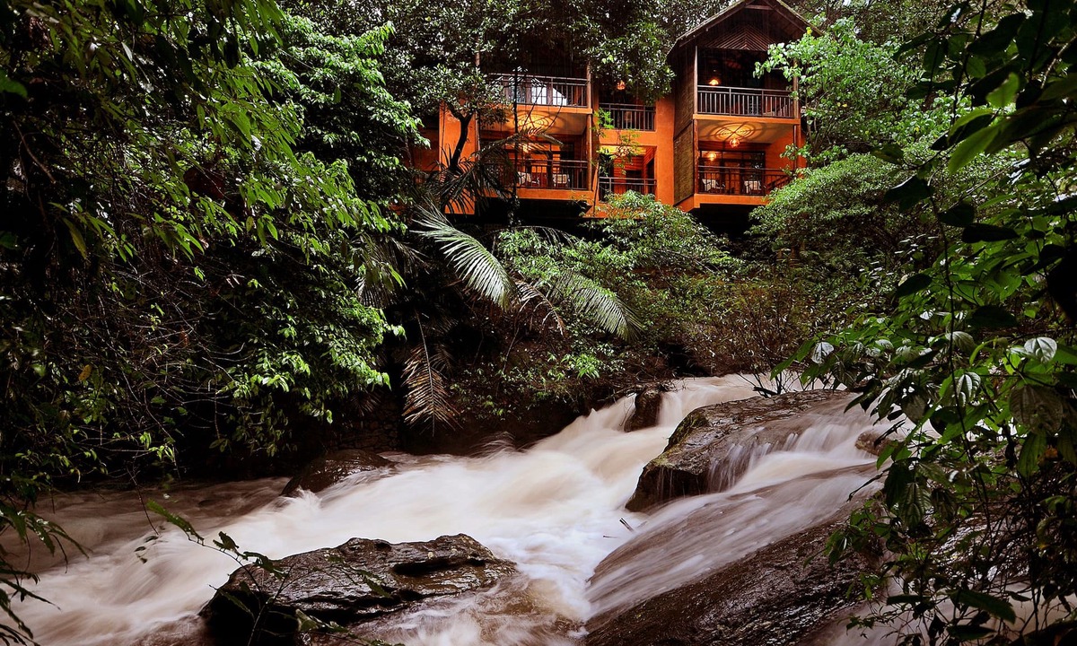 Kunnathidavaka Hotel | Vythiri Resort