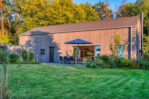 Breitscheid Villa | Wäller Haus - Modern villa with fireplace & large natural garden