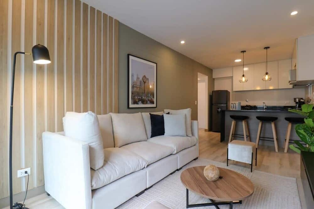 Petit Jean Ocharan Apartment | w* | Mesmerizing 2BR with Balcony in the Heart of Miraflores