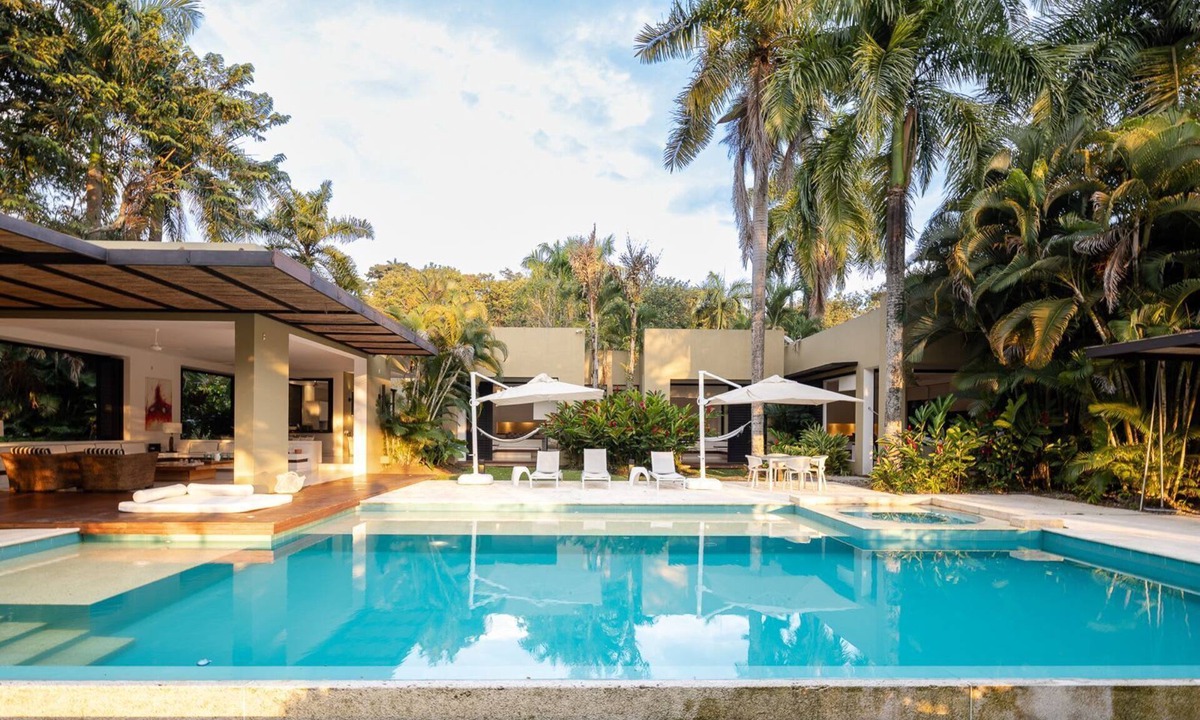 Anapoima Apartment | w* | Splendid 5BR Villa at Mesa de Yeguas