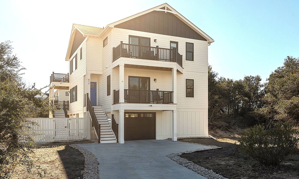 Ocean Sands House | Wags & Waves: Sept. 18th Wk Reduced, Fri-Fri, Dog-friendly, Walk to Beach