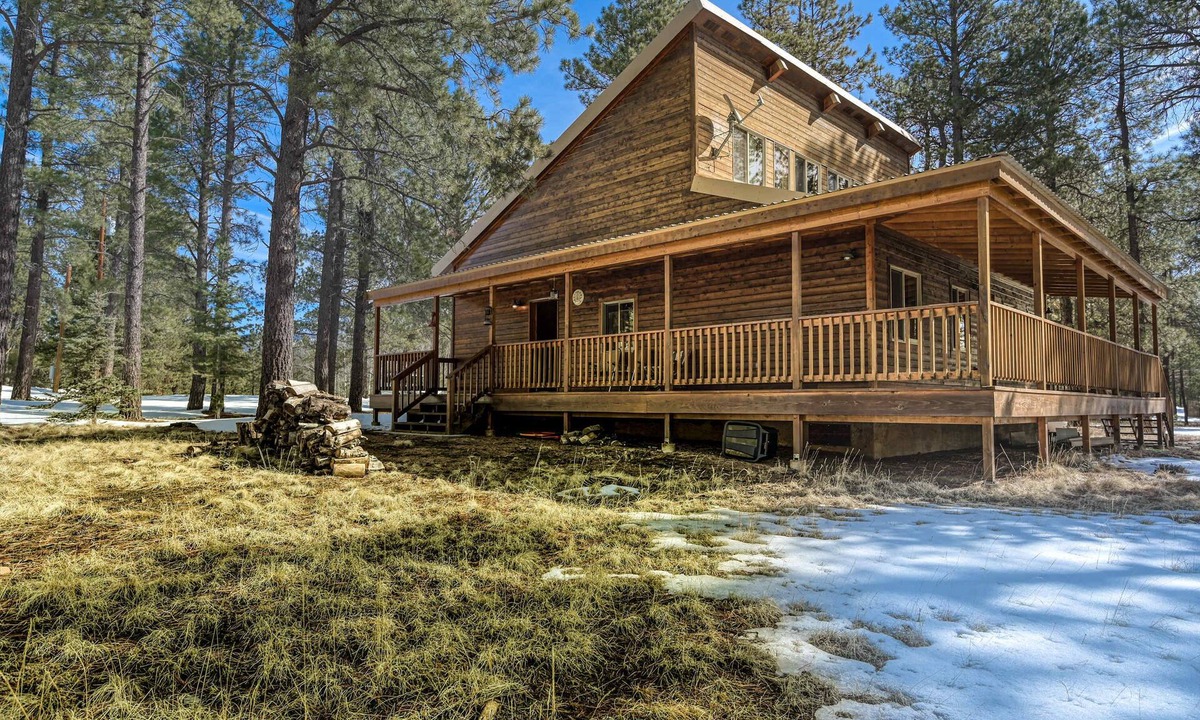 Angel Fire House | Wait for it Getaway - Hot Tub, Gameroom & Deck