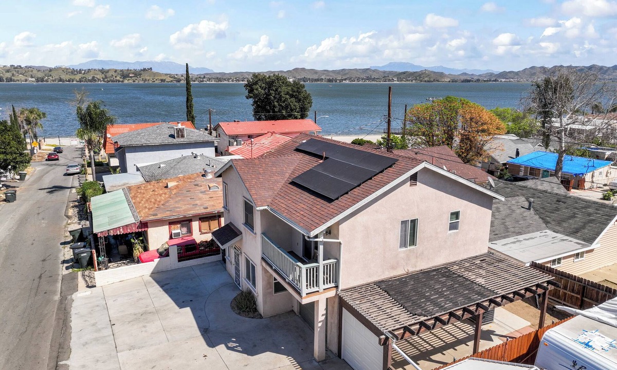 Lake Elsinore House | Wake Up to the Water. Live the Lake Life You've Been Imagining!