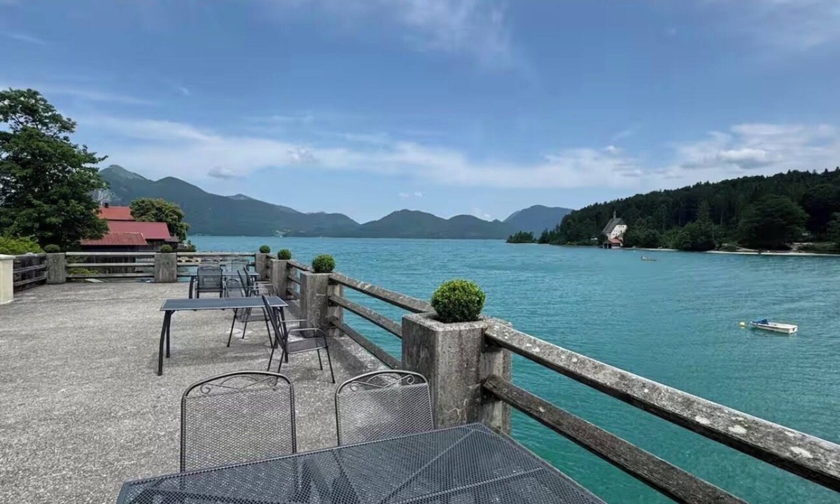 Kochel am See Apartment | Walchensee vacation apartment with lake view, sauna & swimming pool.