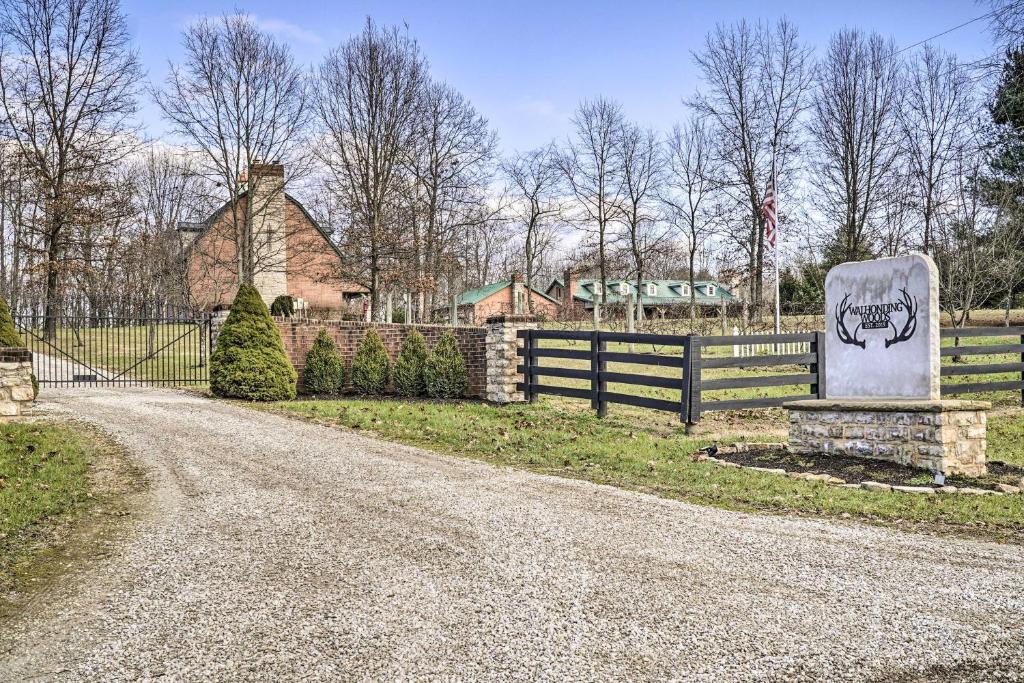 Walhonding House | 'Walhonding Woods' Secluded Farmland Retreat!