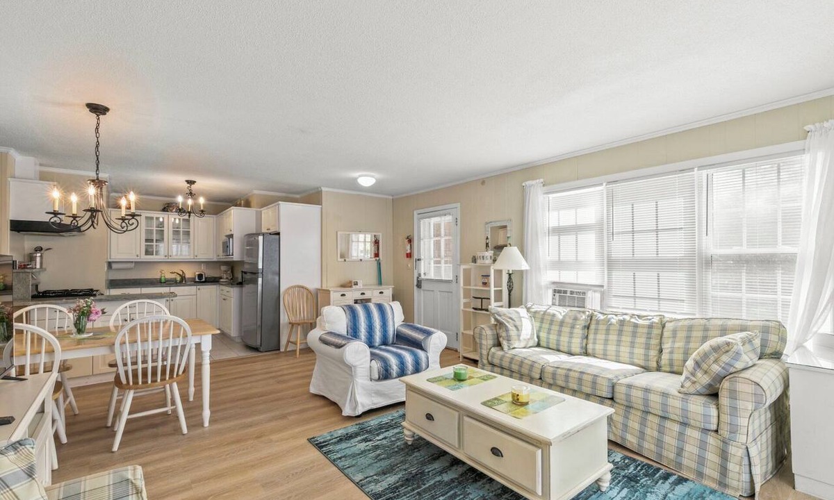 Hyannis Apartment | Walk To Beaches, Main Street, and Harbor. 1BR Cottage. Quiet Area. Captain Gosnold Village 18A