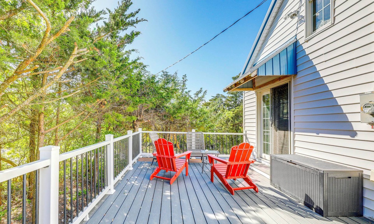 Broadkill Beach Cottage | Walk to Broadkill Beach: Sleek Family Home w/Deck