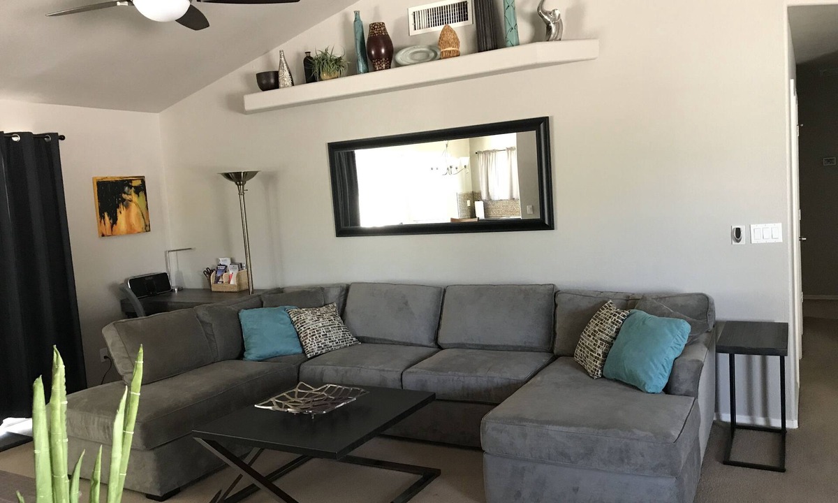 La Buena Vida House | Walk to Cardinal's Stadium, Westgate, Outlets; Near Spring Training Fields