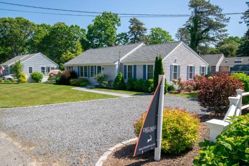 Northwest Harwich House | Walk to Earle Rd Beach Incredible Patio