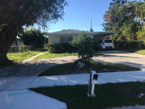 Delray Beach Apartment | Walk to everything in Delray Beach