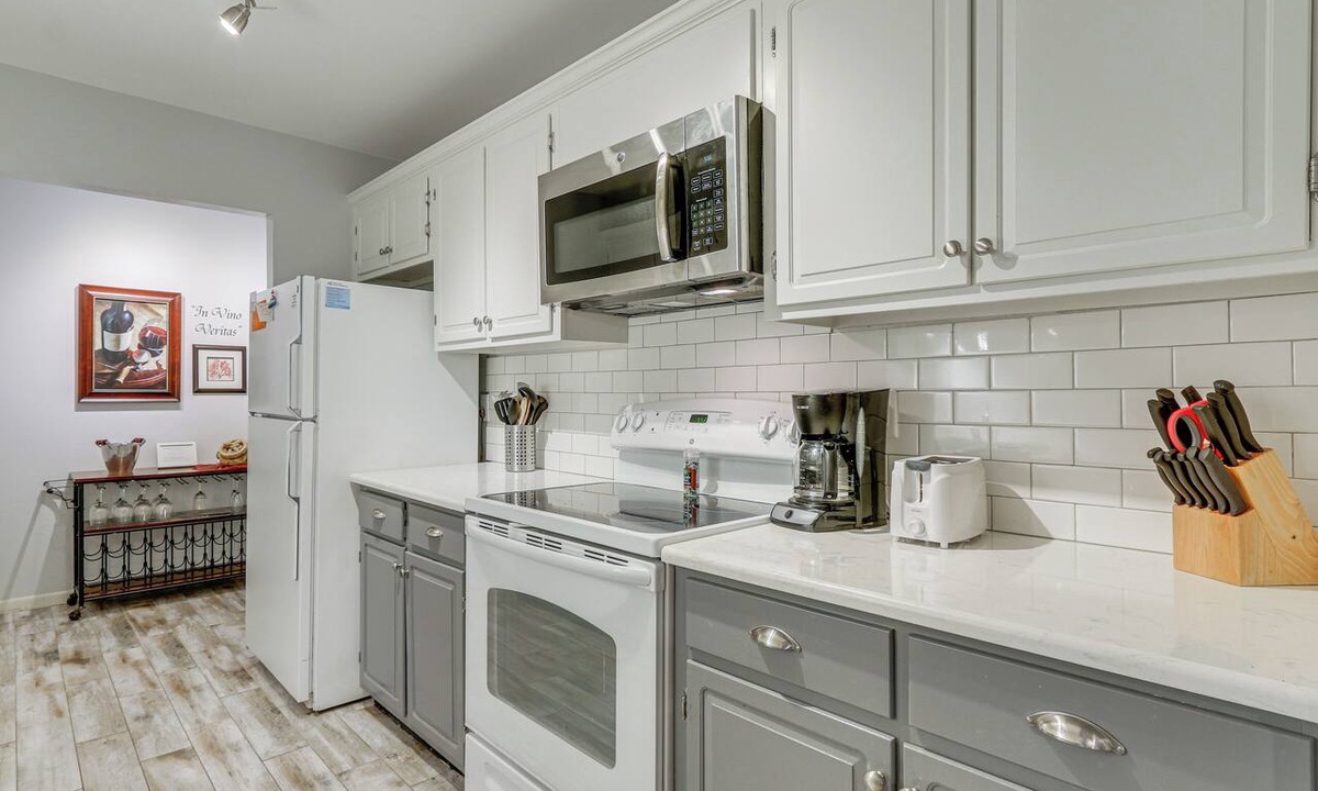 Harbour Town Condo | Walk to Harbour Town: Quaint Sea Pines Gem