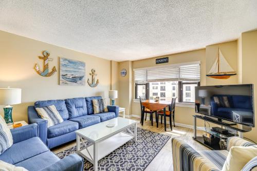 Indian Beach House | Walk to Indian Beach: Condo w/Ocean-View Balcony