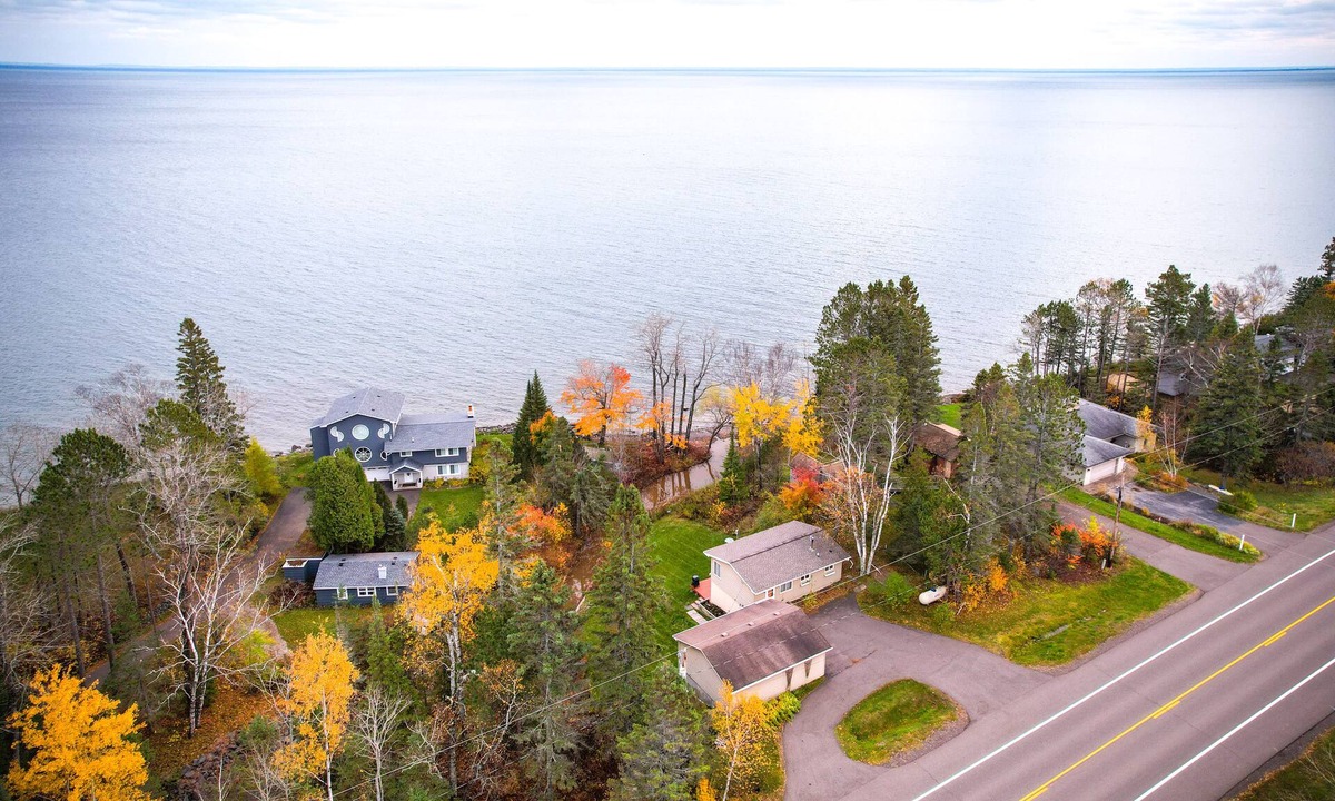 North Shore Apartment | Walk to McQuade Harbor: Lake Superior Retreat
