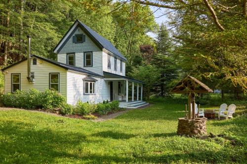 Fleischmanns House | Walk to Vly Creek: Catskills Getaway w/Porch