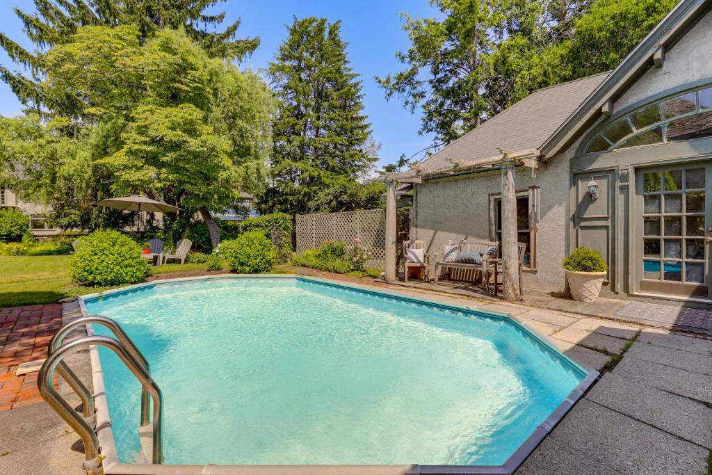 Worcester House | Walkable Area! Historic 2-Home Worcester Retreat