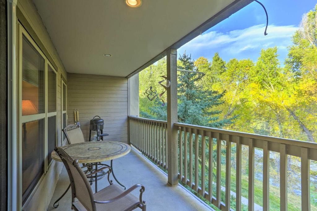 Edwards House | Walkable Dtwn Condo ~ 5 Miles to Beaver Creek Ski!