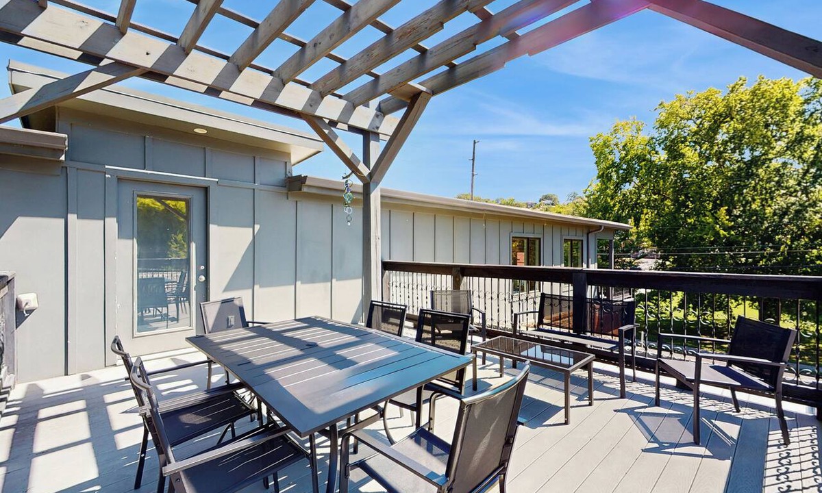 Northside Condo | Walkable Gem! Dtwn Chattanooga Base w/Balcony