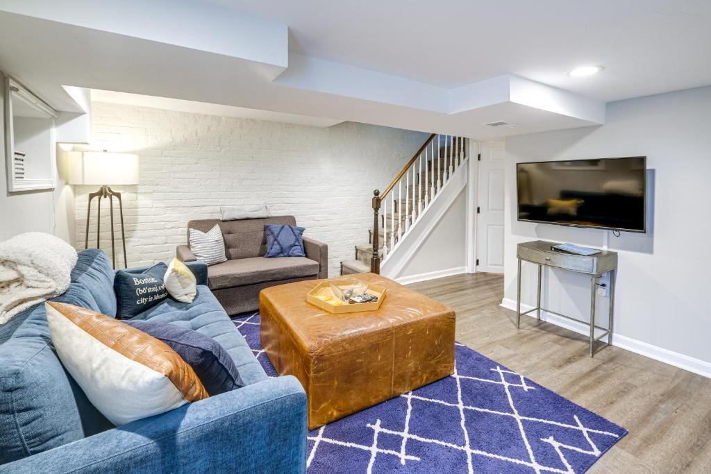 Near Northeast Apartment | Walkable Location: Modern DC Apt w/Yard Access!