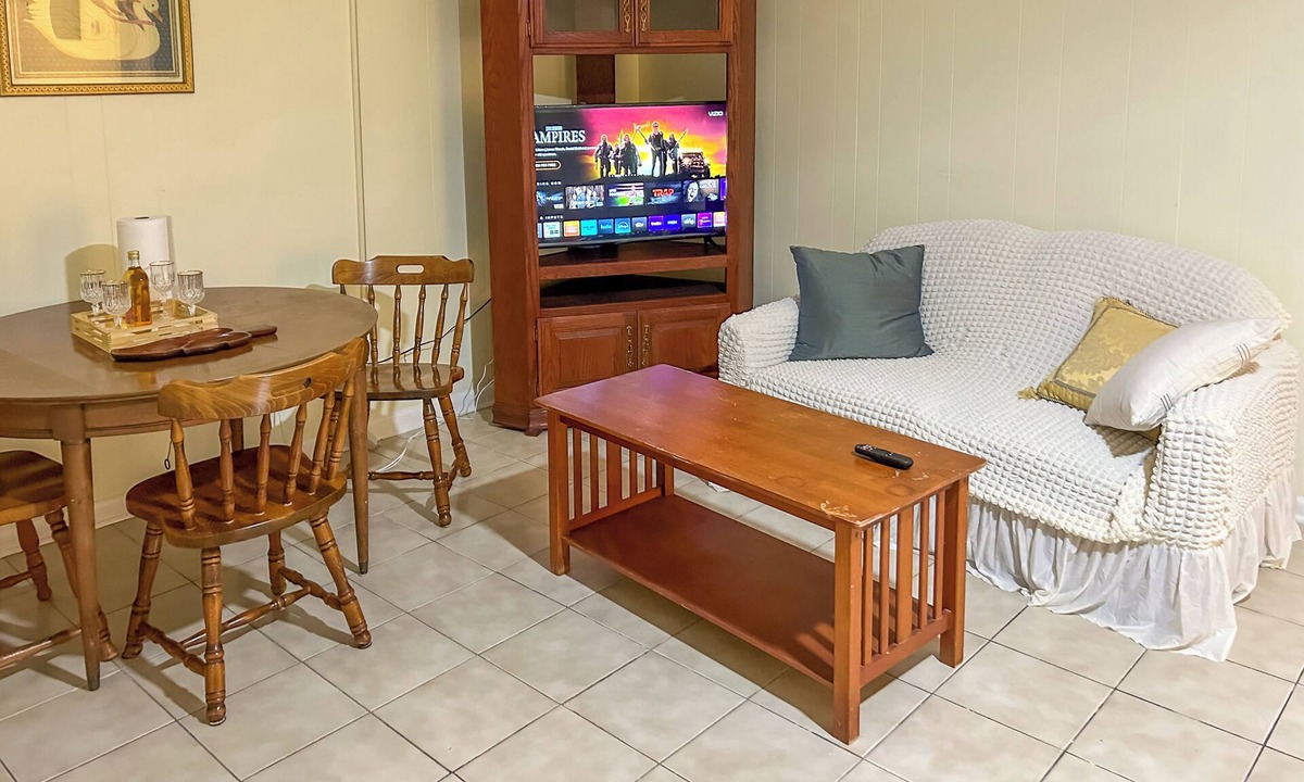 Mobile Apartment | Walkable Mobile Apartment w/Fenced-In Yard
