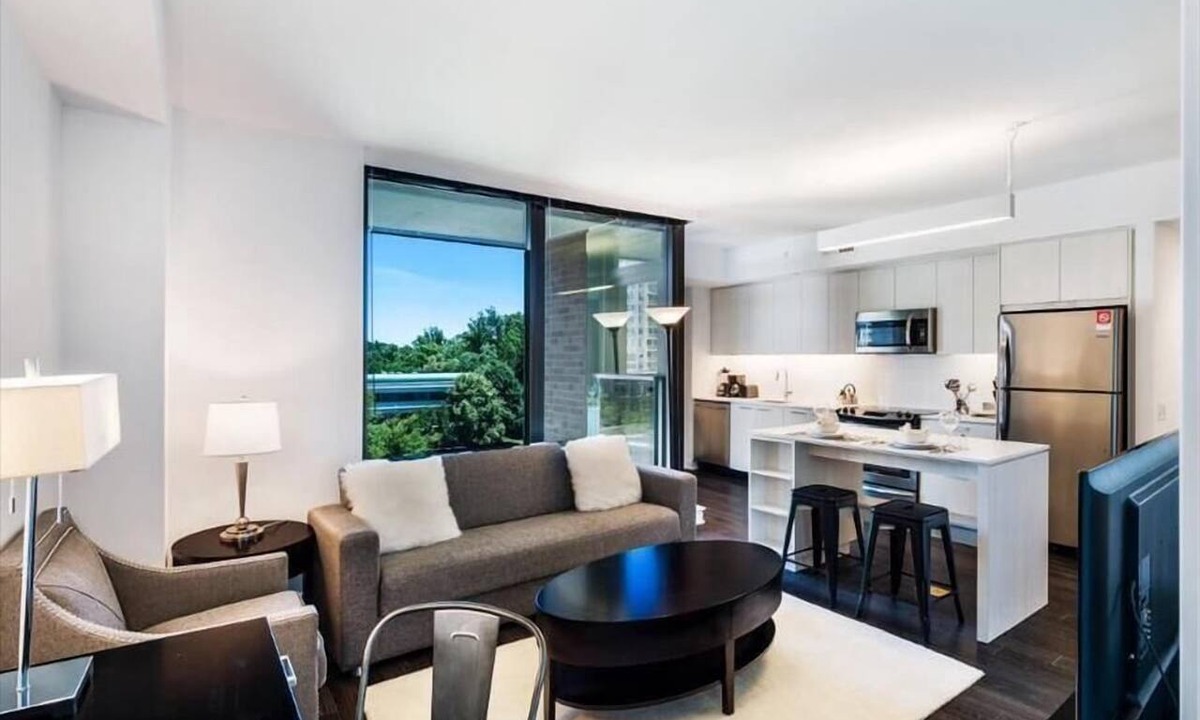 Reston Apartment | Walkable Reston Location | Well Equipped Gym & Kitchen | Reston Town Center