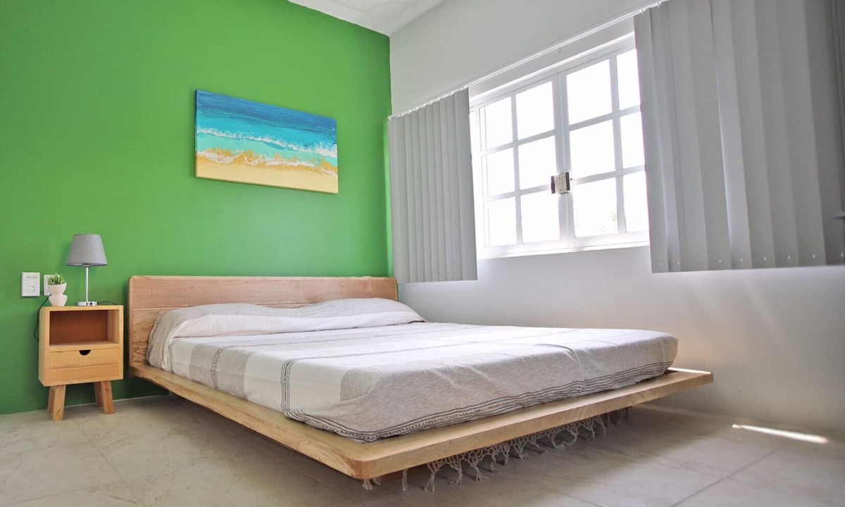 Rinconada Apartment | Walkable Rinconada Studio King Bed, Pool, Fast WiFi
