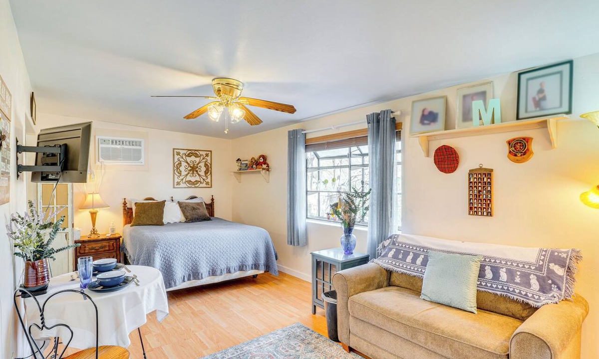 Casas Adobes West Apartment | Walkable Studio w/Patio in Tucson!