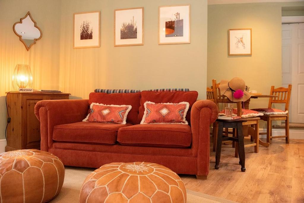 Staunton Apartment | Walker's Rest