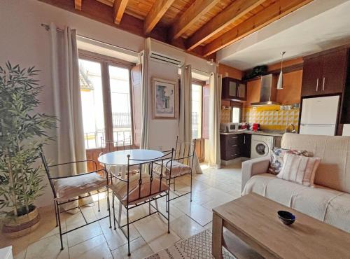 San Francisco-Ribera House | Wallada Lucano