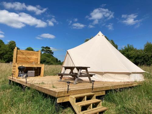 Brackley House | Walltree House Glamping - Bell Tent