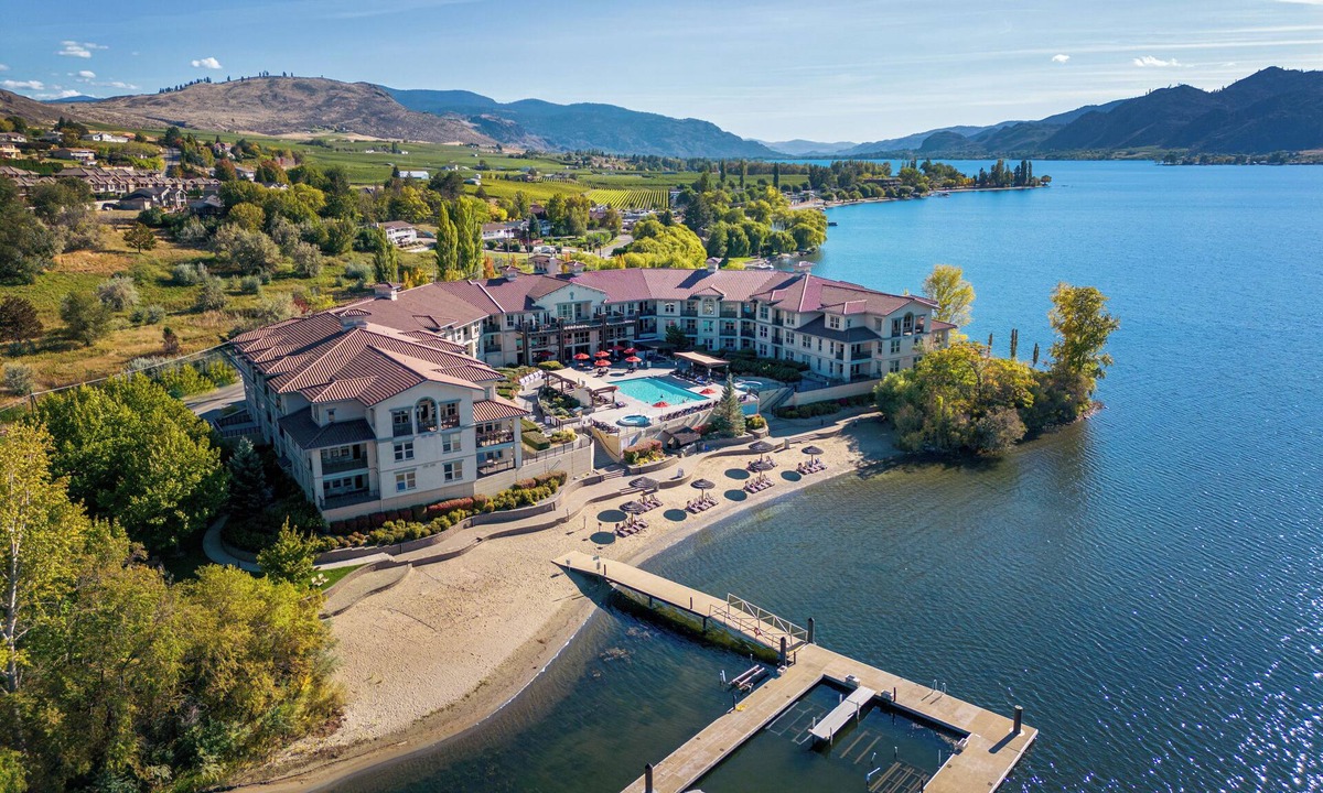 Osoyoos Hotel | Walnut Beach Resort