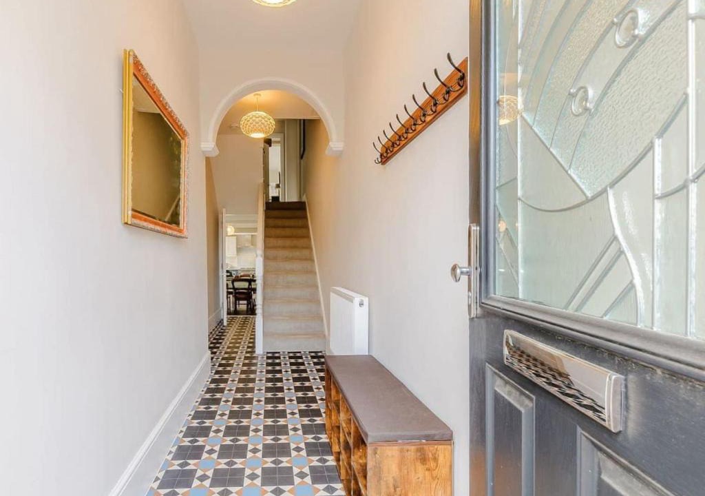 Margate House | Walpole FRONT House sleeps 13-15