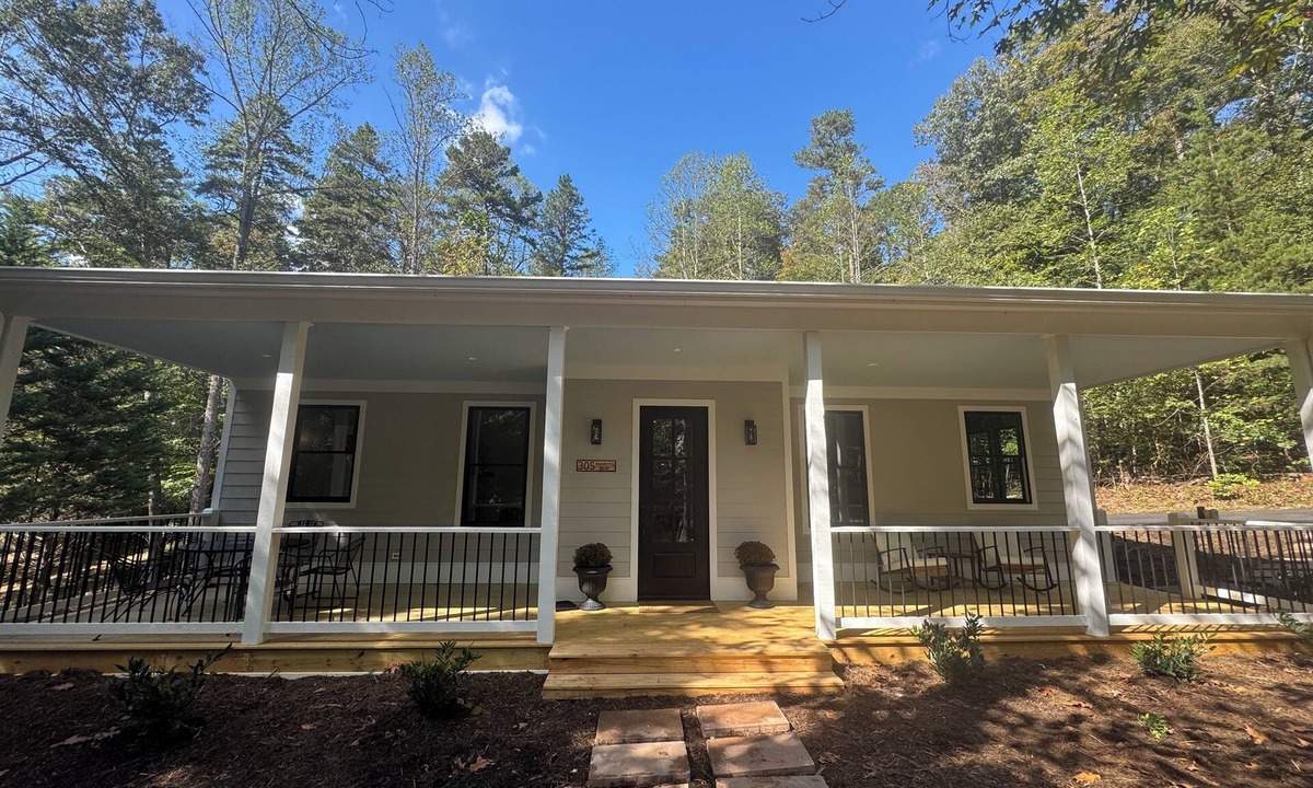 Batesville Cottage | Wandering Bear’s Cottage Near Crozet & Charlottesville, 2 bedroom
