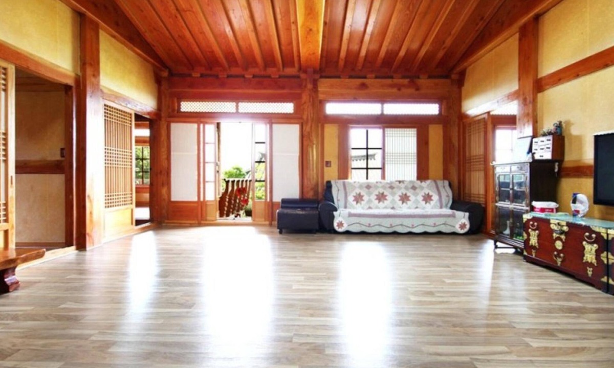 Nambanggye House | Wando Hanok Pension