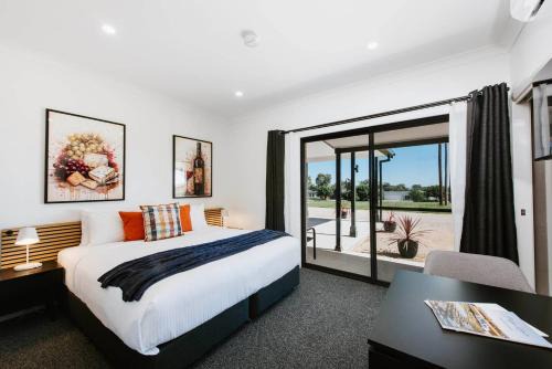 Central Mudgee House | Waratah Suite - Experience Cosy Country Charm