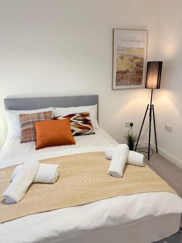 Luton House | Warm & Comfy Double Room Very Close To Town Centre