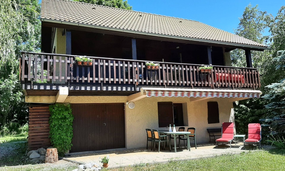 Chabottes Ski Chalet | Warm Traditional Chalet, Snow/Sun Hautes Alpes, All Comfort