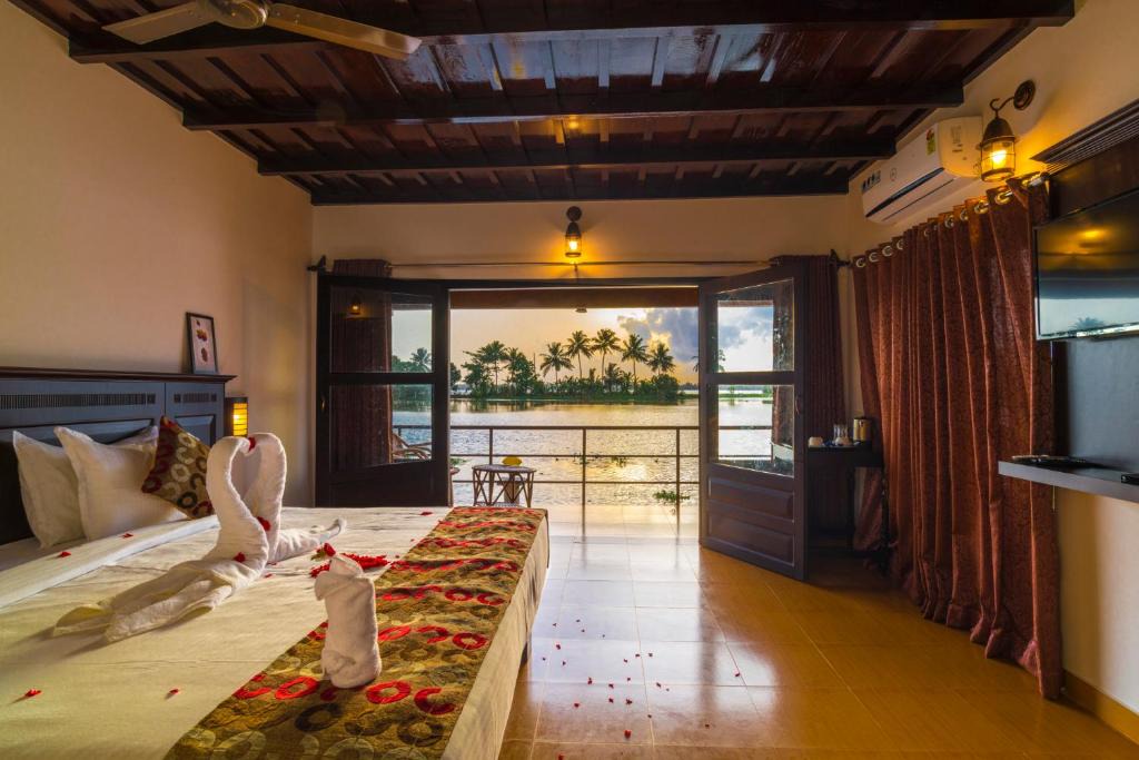 Nedumudy Resort | Warmth Lake Haven