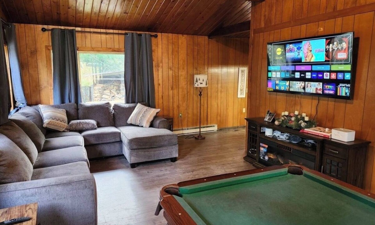 Douglas County Cabin | Water front Cabin Retreat ✨️ A Vacation Wonderland ✨️