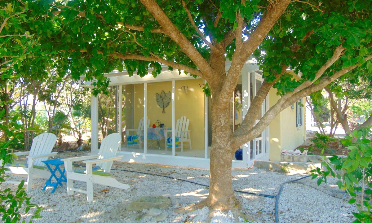 Cooper Jack Bay Settlement Cottage | Waterfront Cottage Dockside Patio Jeep SUV Kayak SUP Bike Boat Beaches Jet Ski