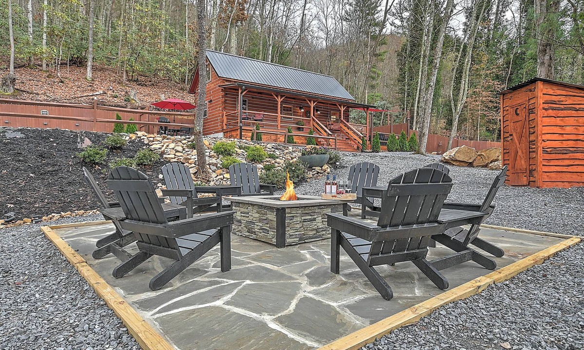 Elizabethton Cabin | Waterfall Adventures in the Smokey Mountains w Hot Tub and Pet Friendly