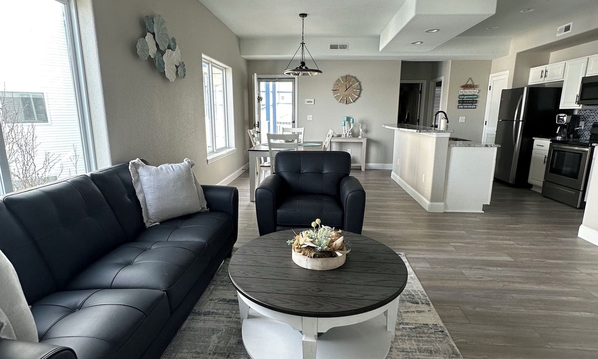 Lake Ozark Condo | WATERFRONT 2BDR MONARCH COVE