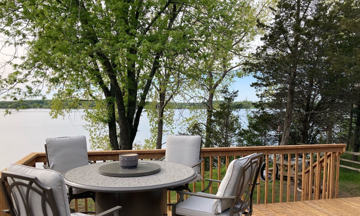 Cherry Valley Cottage | Waterfront 3 bedroom Cottage near Sandbanks Provincial Park