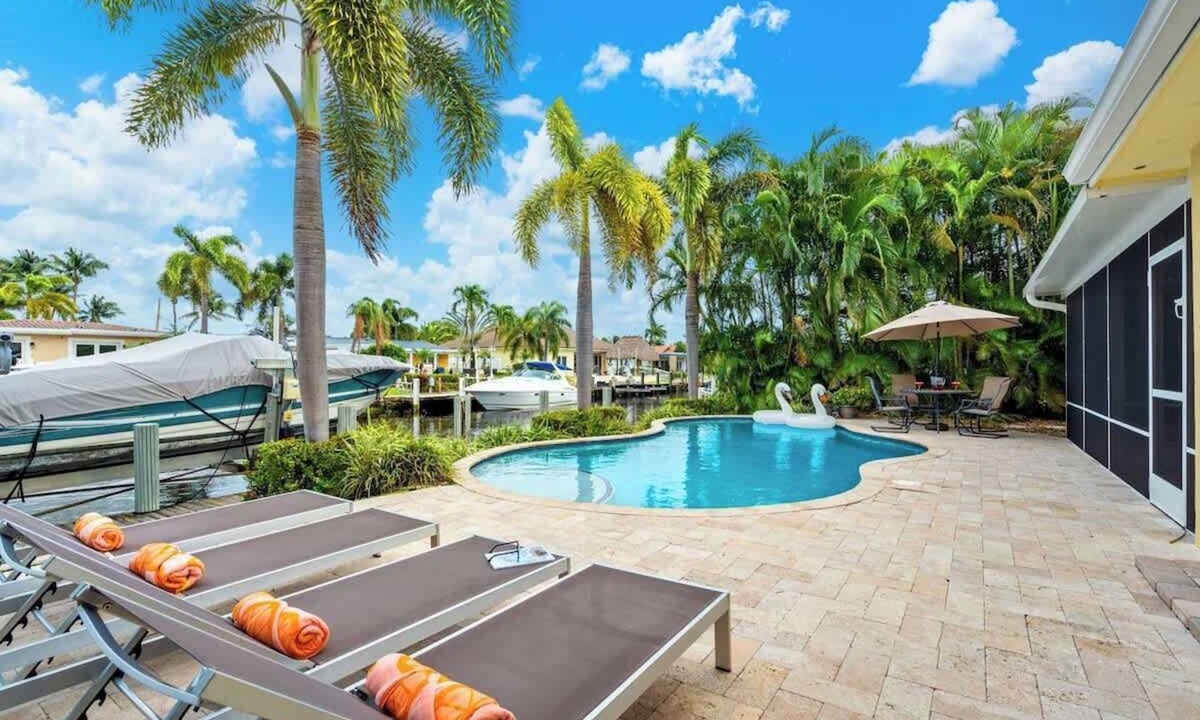 Garden Isles Villa | Waterfront 3BR Home w/Heated Pool & Kayaks
